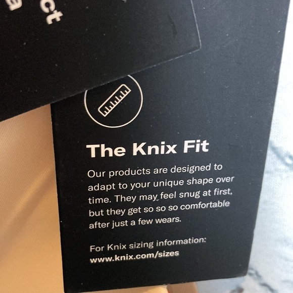 Knix NWT Catalyst Sports Bra Size 5 Warm Sand Wireless Beige Cream Comfort NEW - Picture 13 of 15